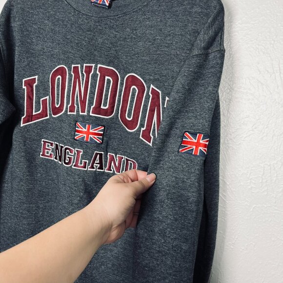 KK Apparel Embroidered London England Union Jack Gray Crew Neck Sweatshirt - Picture 2 of 8